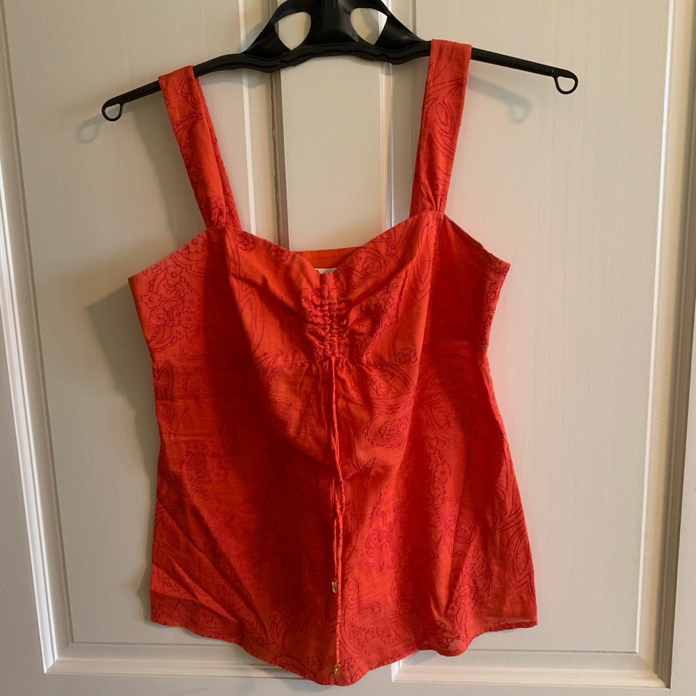 Lily top